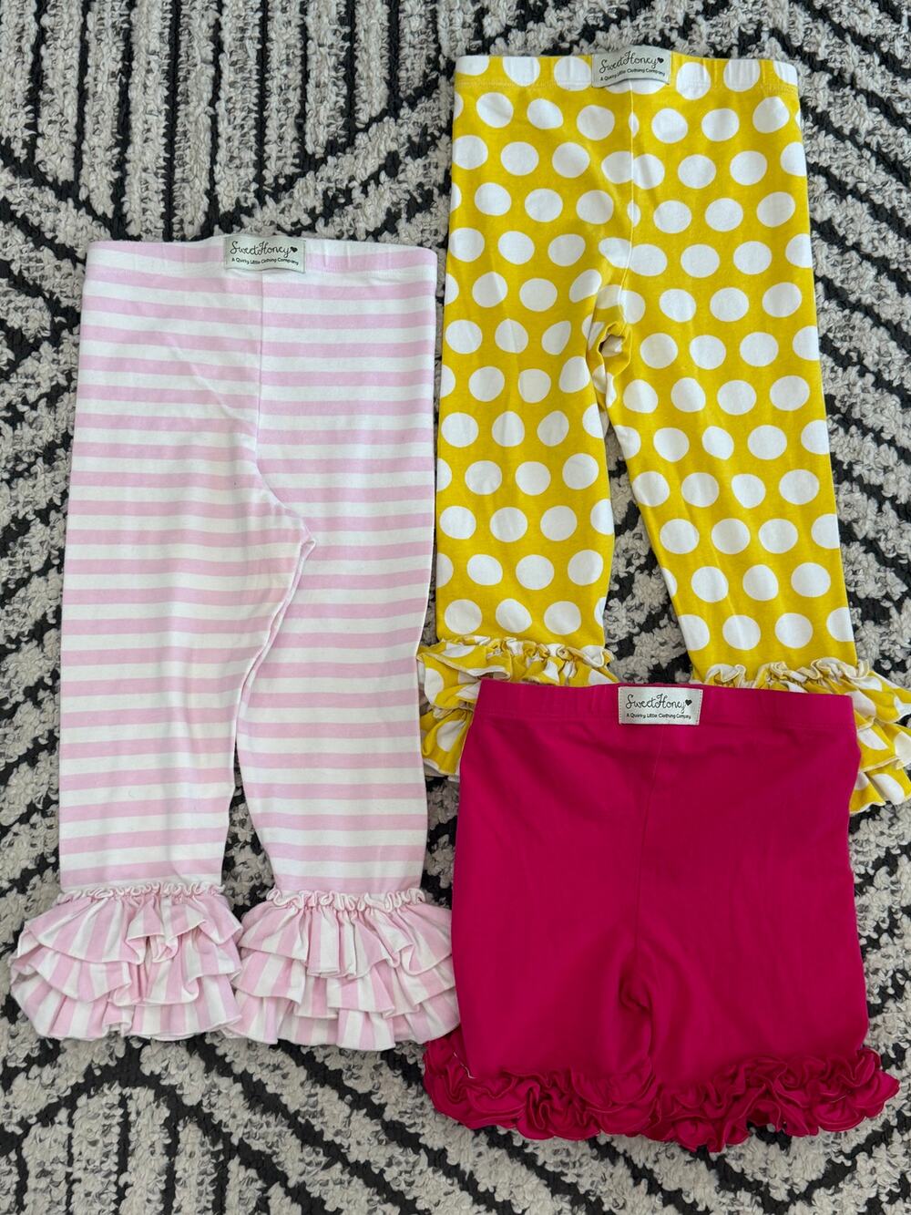 SWEETHONEY Girls Ruffle Capri Leggings and Shorts Size 8